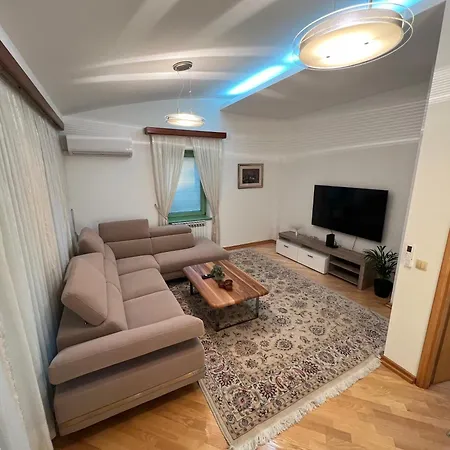 1 * Sarajevo